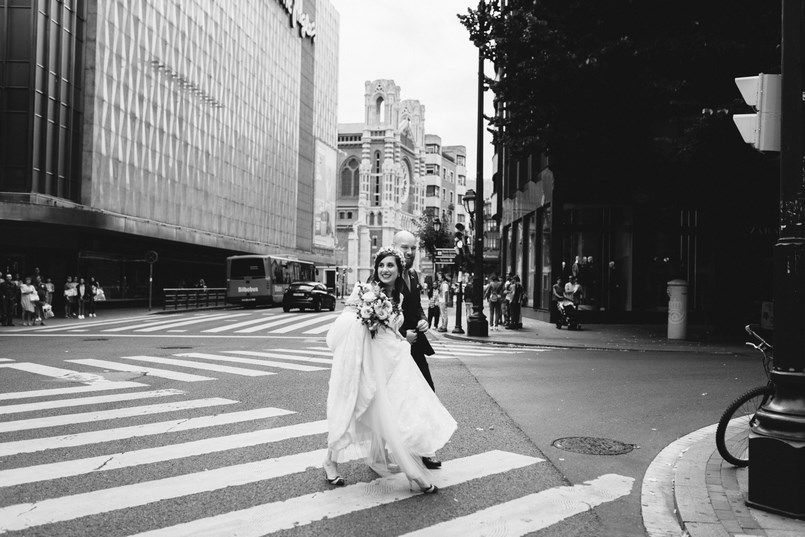 Gran Vía Boda en Bilbao Sara y Jamie Berezi Moments wedding planner